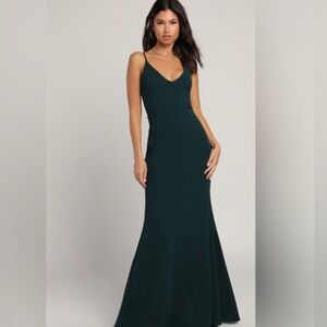 Lulu’s Dark Green Full Maxi Length Bridesmaid Dress or Evening Gown size XS 0 2